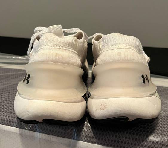 Under Armour HOVR Phantom 3