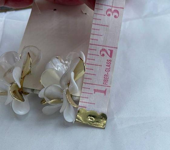 Petal Vintage acrylic  hoop style clip earrings