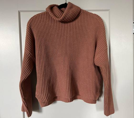 Abercrombie & Fitch A&F Turtle Neck Cropped Sweater