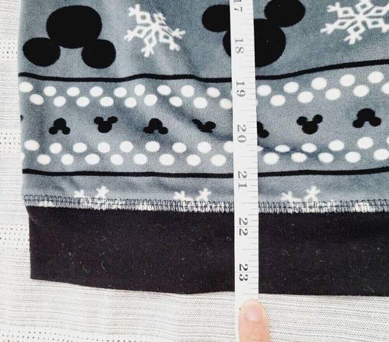 Disney  Womens Mickey Mouse Snowflake Fleece Pajama Set Size X-Small Grey Black