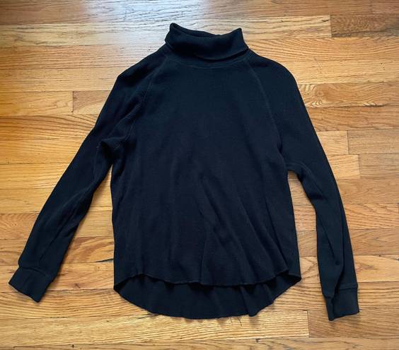 Everlane Black Waffle Knit Turtleneck