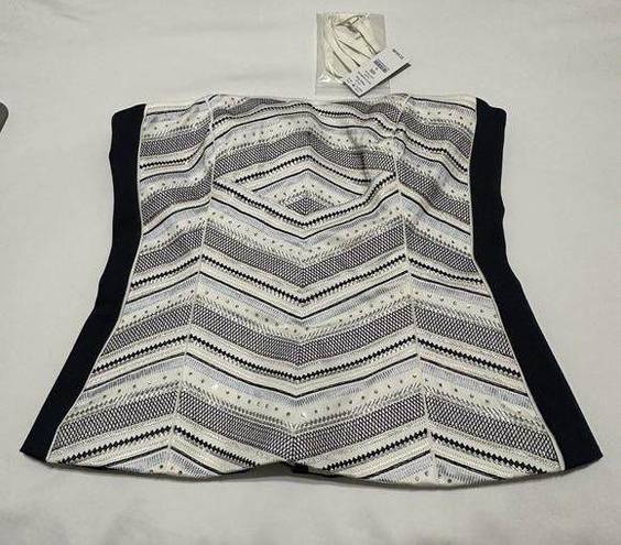 White House | Black Market  Sz 6 Bustier Top NWT Rhinestone Embroidered White Blue