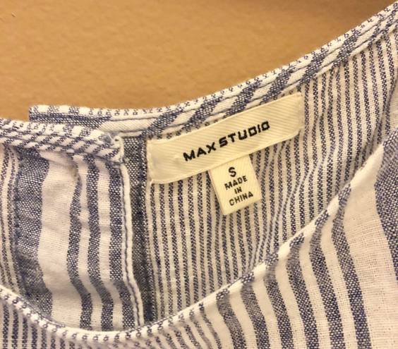 Max Studio Linen Blend Stripe Button back Top Blue White Small