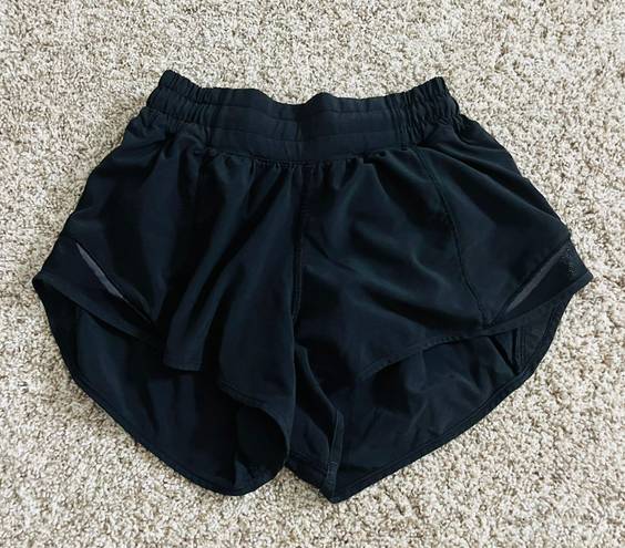 Lululemon Hotty Hot Short 2.5”