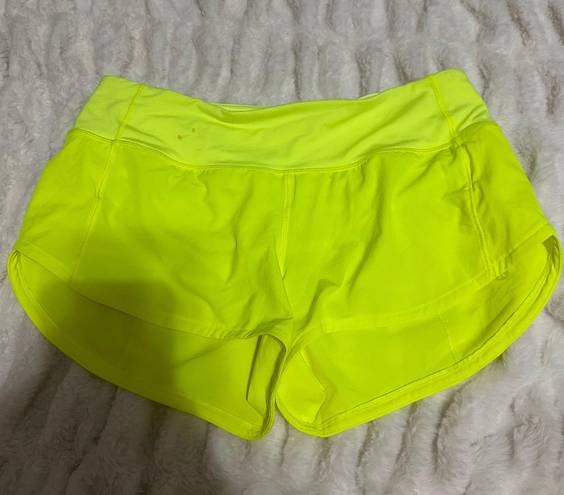 Lululemon Speed Up Shorts 2.5