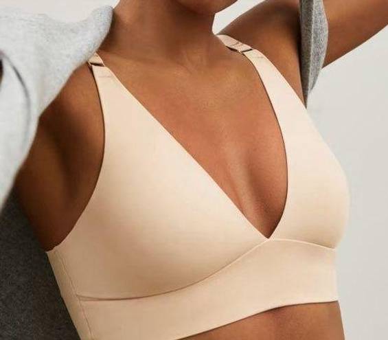 Everlane  The Invisible Bra, light tan