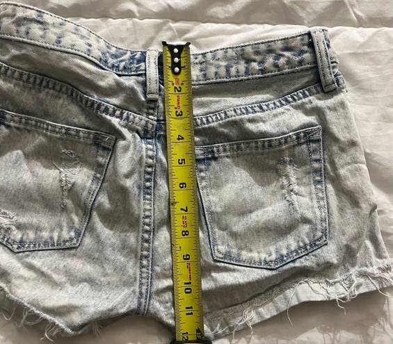 Gap 1969 Slim Cut Off Denim Shorts Size  26 / 2/4