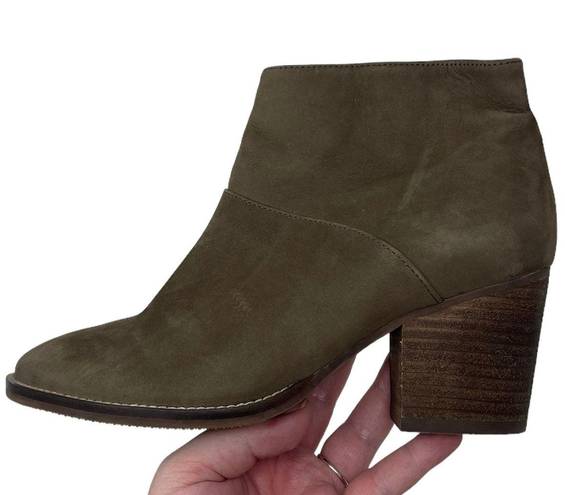 Blondo Nelli Waterproof Ankle Bootie Nutbuck Leather Olive Green Size 6.5