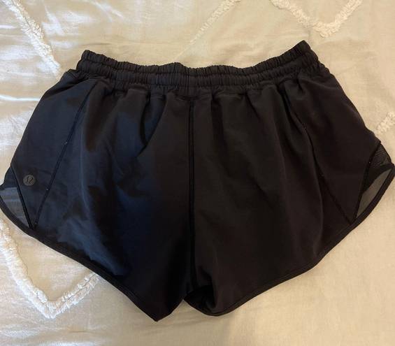 Lululemon Hotty Hot Short 2.5”