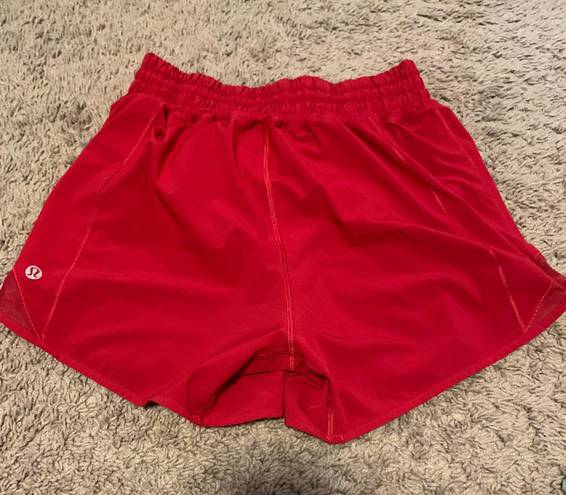 Lululemon Hotty Hot Short 2.5”