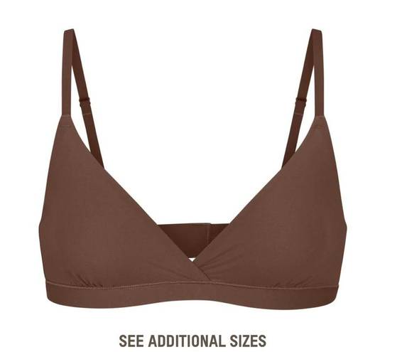 SKIMS FITS EVERYBODY CROSSOVER BRALETTE