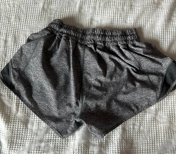 Lululemon Hotty Hot Short 2.5”