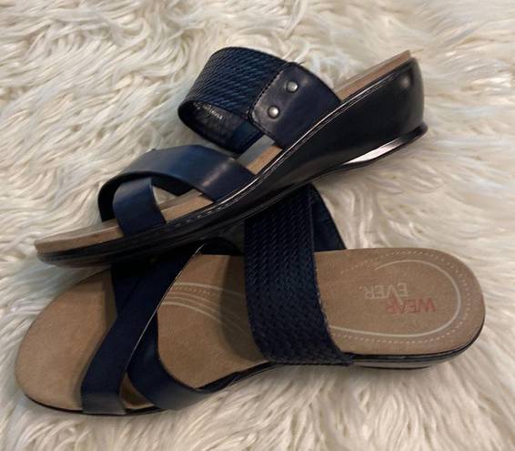 Wear Ever Sandals size 10 BNWOT navy blue color please see pictures