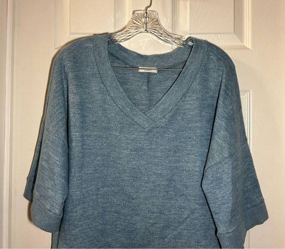 Cherish  Blue Fuzzy Knit V Neck Short Sleeve Sweater Top size Small