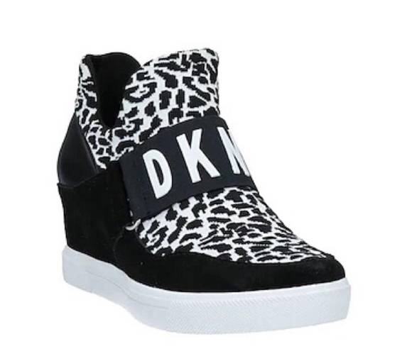 DKNY  Sneakers