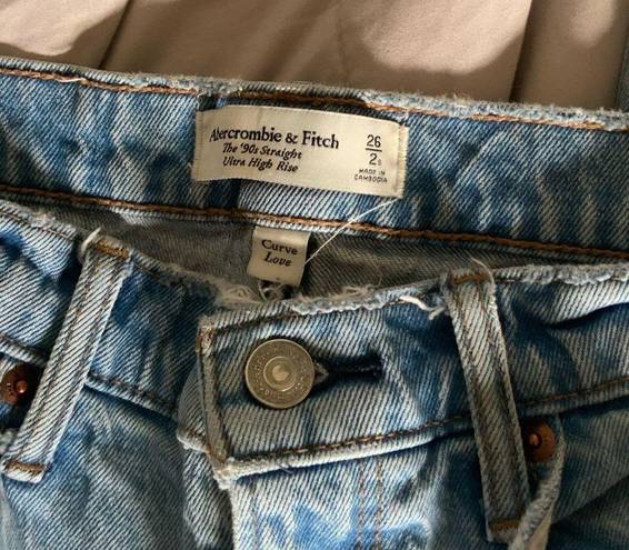 Abercrombie & Fitch  The 90's Straight Ultra high rise Size 26