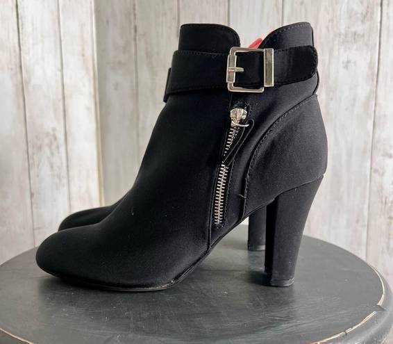 Unisa  Unrowen Heeled Booties