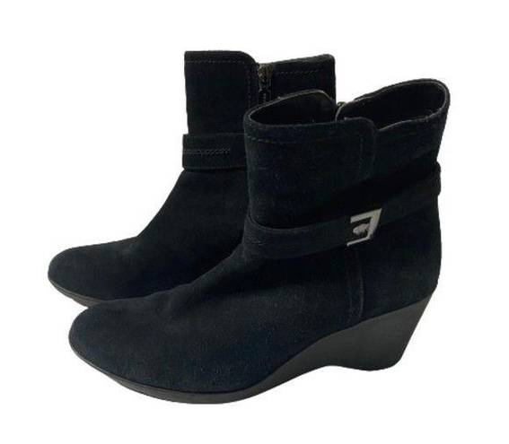 Blondo  Suede Black Leather Buckle Wedge Ankle Boots Sz 8M