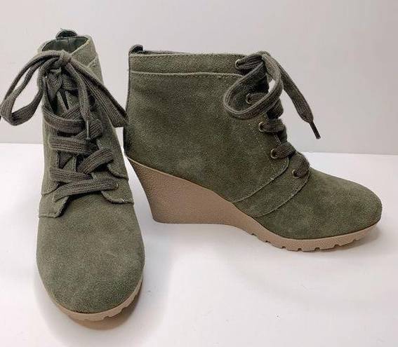 MIA  Annita Olive Green Suede Wedge Ankle Booties