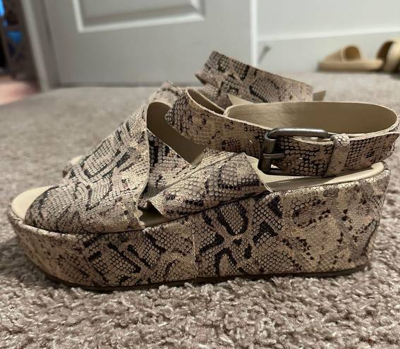 Matisse Footwear Snakeskin Platform Sandals