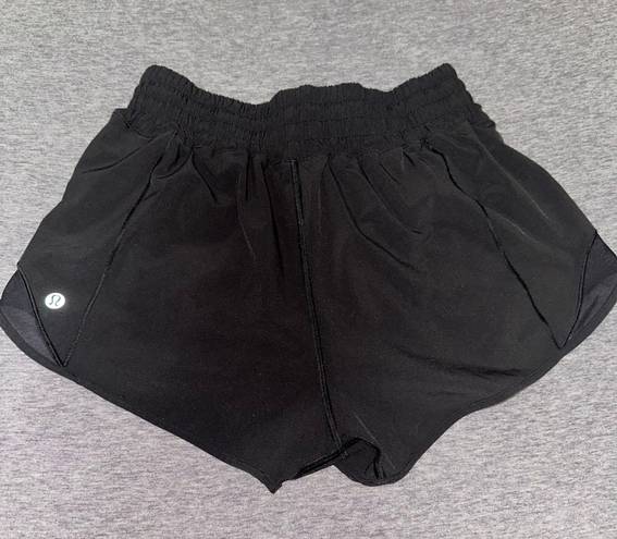 Lululemon High-Rise Hotty Hot Shorts 2.5” Black