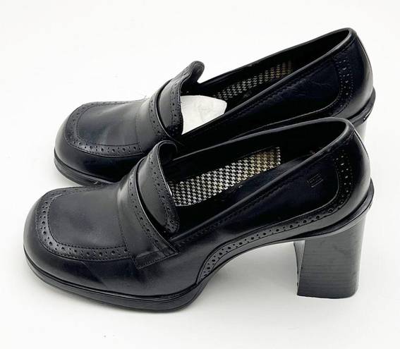 Tommy Hilfiger  Black Leather Y2K Chunky Loafer Heels, Size 8