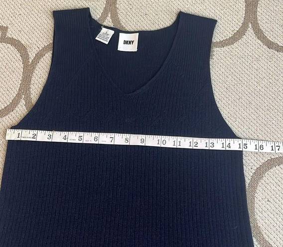 DKNY  ribbed v-neckline lightweight wool Navy sweater vest