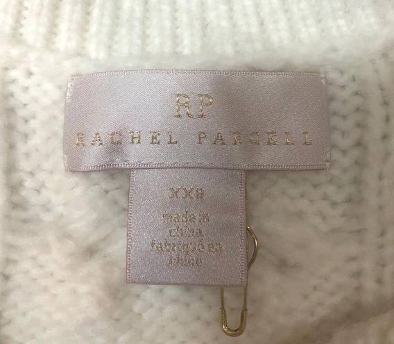 Rachel Parcell  White Cable Knit crew neck sweater