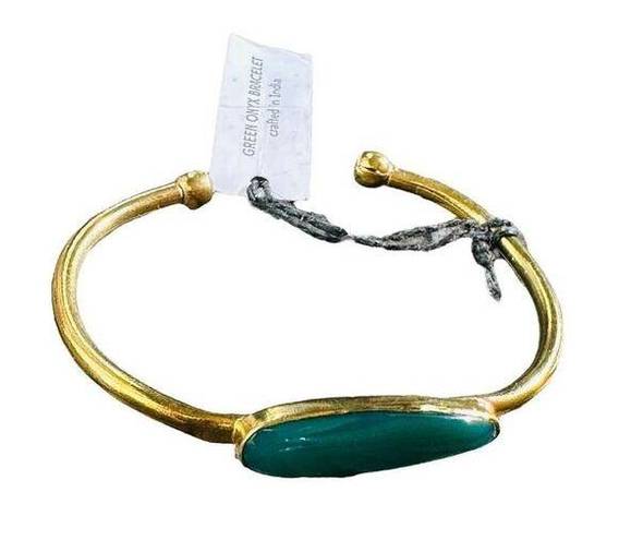 Onyx TEN Thousand Villages Green  Bracelet Gold Plated Crafted in India