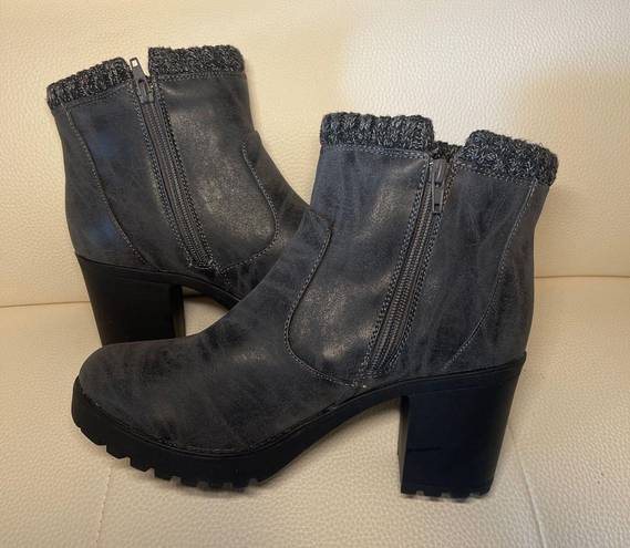 Twisted High Ankle Boot