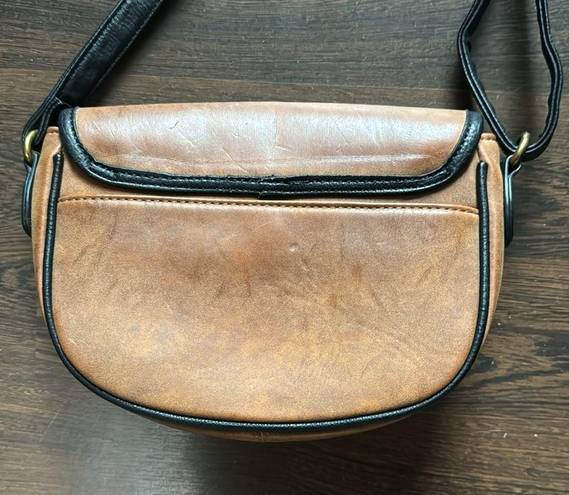 Krass&co G.H. Bass & . Leather Crossbody Purse Tan