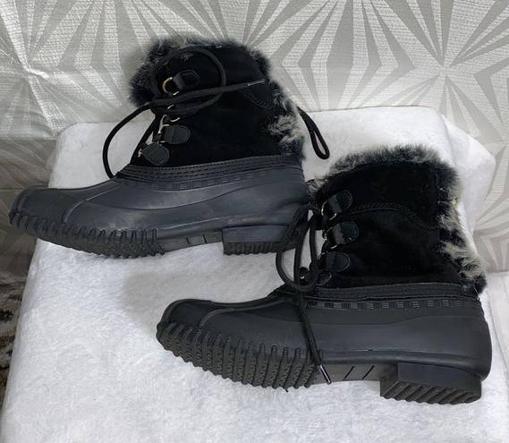 Tommy Hilfiger Woman’s Black Fur Lined Duck Snow Boots