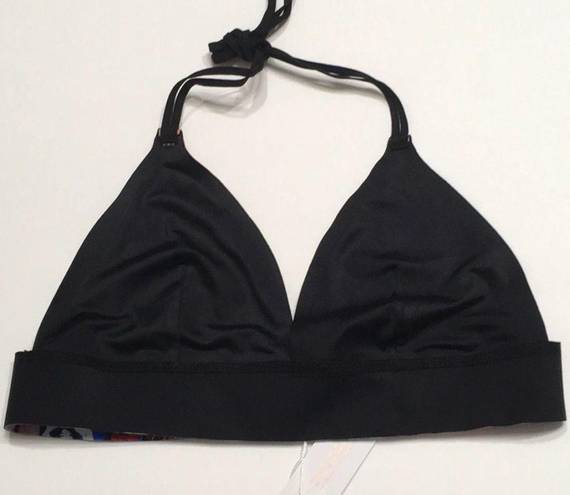 PilyQ  reversible seamless bikini top. NWT