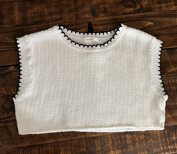 Lane 201 Cropped Sweater