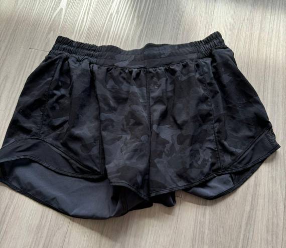 Lululemon Hotty Hot Shorts 4”