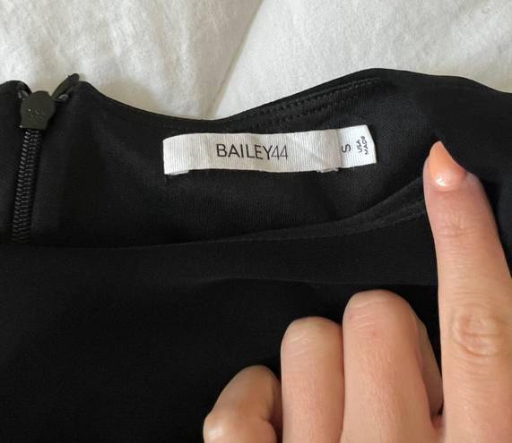 Bailey44 Black Top 