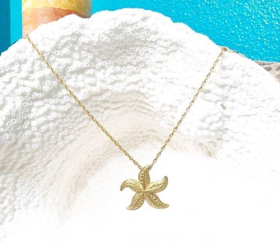 Starfish Necklace Gold