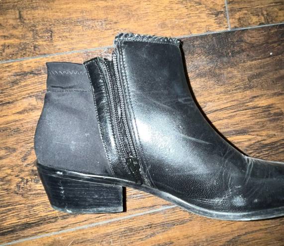 JACK Rodger Black Leather Booties