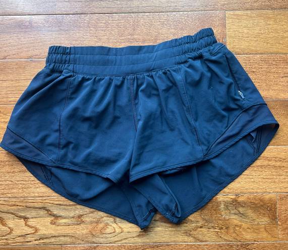 Lululemon Hotty Hot Short 2.5”