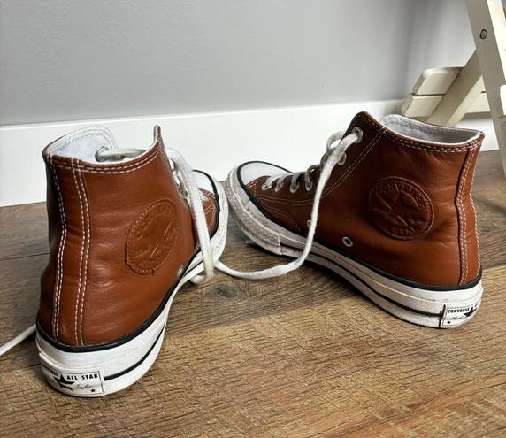 Converse Brown