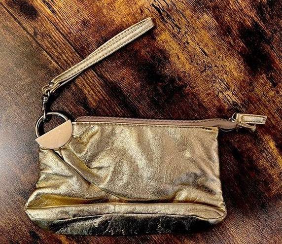 Chateau  | ladies metallic gold wristlet.