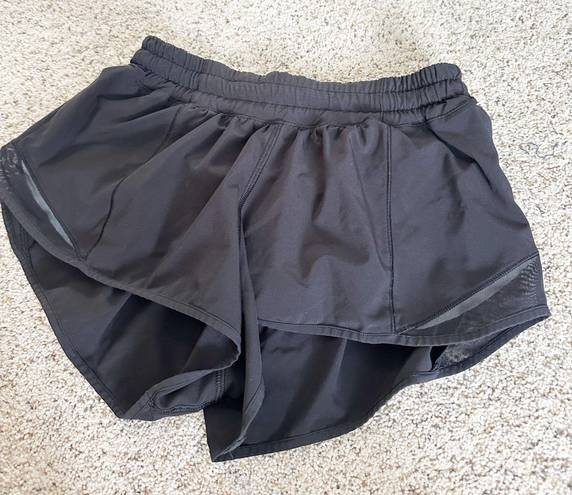 Lululemon Hotty Hot Short 2.5”