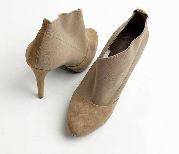 Jessica Simpson  Neesha Tan Leather Upper Almond Toe Heeled Ankle Booties, Size 6