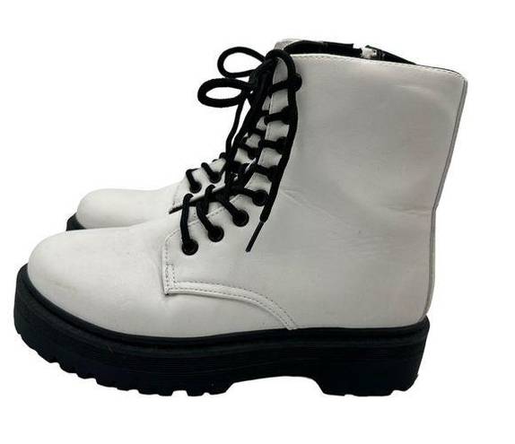 Qupid White Black Combat Boots Size 39 US size 8