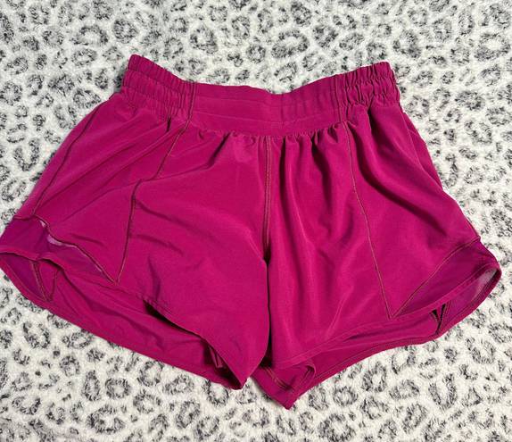 Lululemon Hotty Hot Shorts 4”