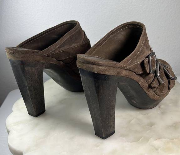 Juicy Couture  Y2K Taupe Suede Leather Heeled Mule Bootie Chunky Buckles Size 8.5