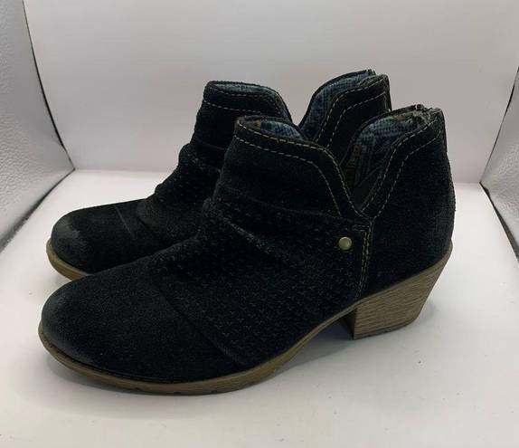 Earth Origins  Black Suede Oakland Amanda Women Ankle Booties 6.5M 031524