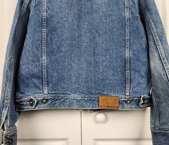 DKNY  Jean Jacket Blue 100% Cotton Trucker Denim Jacket Size M