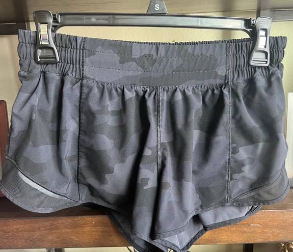 Lululemon Hotty Hot Short 2.5”