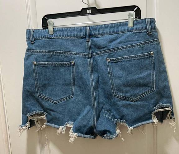 Pretty Little Thing  Distressed Denim Shorts Size 20